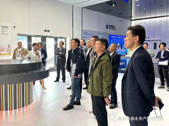 柔性机器人与AI温暖相遇 世界互联网科技馆里的“囡囡”